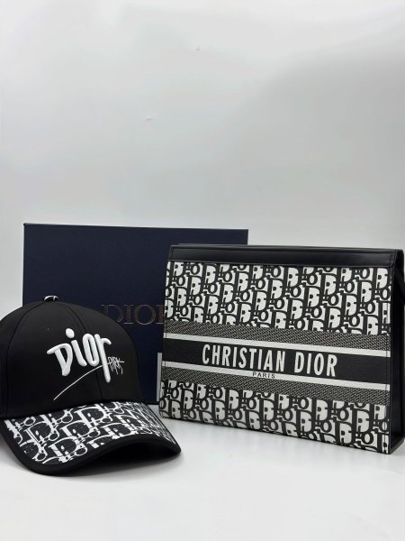 طقوم رجالي ديور