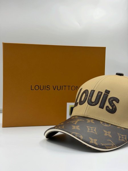 طواقي رجالي louis vuitton