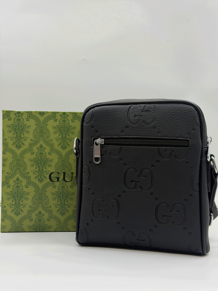 شنطة كتف مربع <br> <span class='text-color-warm'>بيعت كلها 🥹</span>