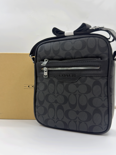 شنط كتف <br> <span class='text-color-warm'>بيعت كلها 🥹</span>