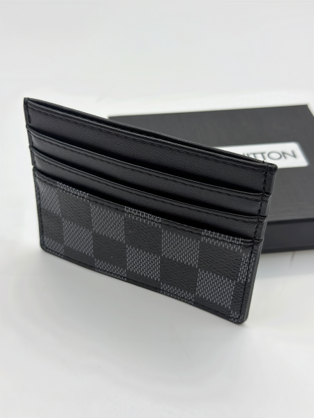 جزدان بطاقات ماركة