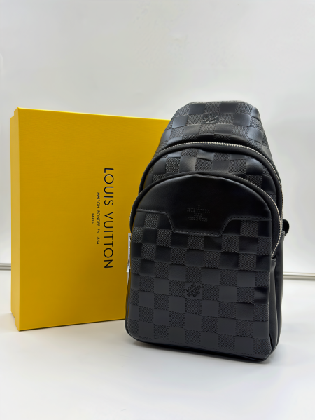 شنط كتف وجالي شامل العلبه الاصليه