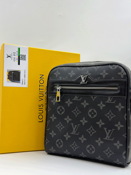 شنط كتف مربع شامل العلبة