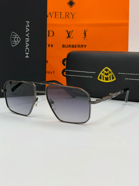 نظارات شمسية رجالية فاخرة من Maybach