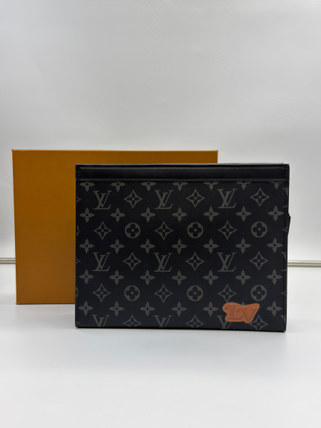 شنط يد رجالي (كلاتش)