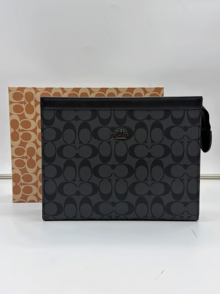 شنط يد رجالي (كلاتش)