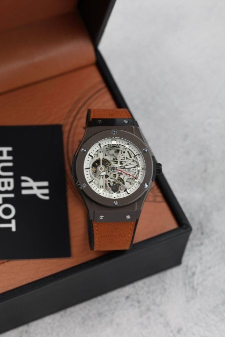 ساعة رجاليه من هبولت (Hublot) نبض توماتيك