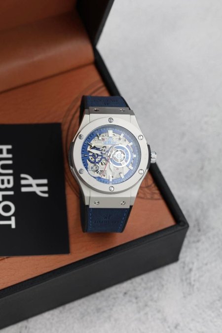 ساعة رجاليه من هبولت (Hublot) نبض توماتيك