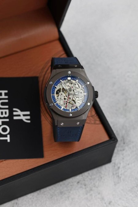 ساعة رجاليه من هبولت (Hublot) نبض توماتيك