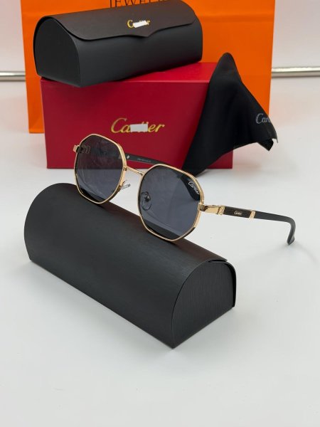نظارة شميسه من cartier