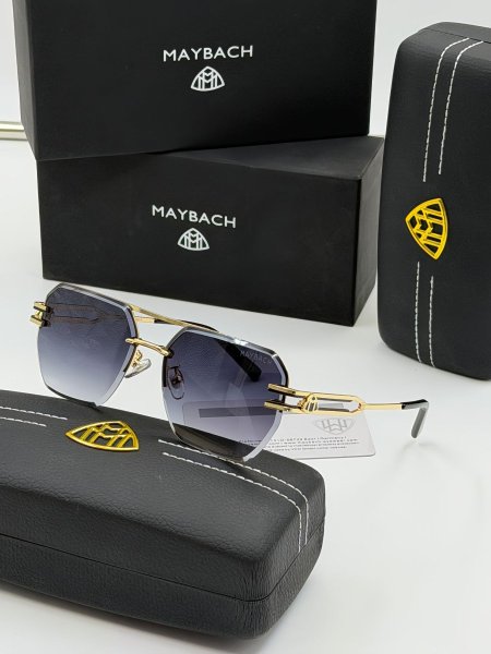 نظارات شمسية رجالية فاخرة من Maybach
